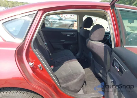 2013 Nissan Altima 2.5 S z USA, uszkodzony, nr VIN 1N4AL3AP9DN541295